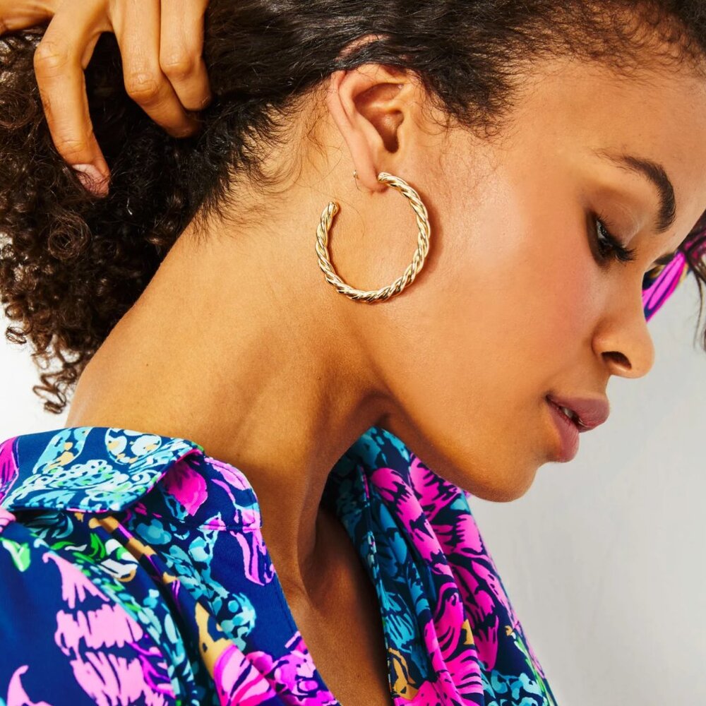 New Lilly Pulitzer Tropical Twist Gold Metallic Hoop Earrings w/ Dust Bag